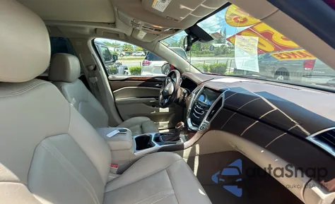 2015 Cadillac Srx Luxury Collection z USA, uszkodzony, nr VIN 3GYFNBE37FS569840